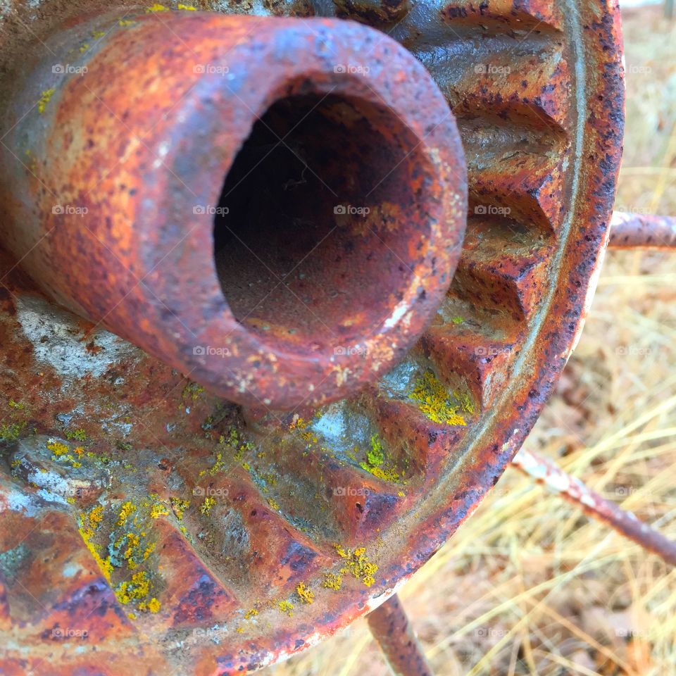 Rusty old wagon wheel