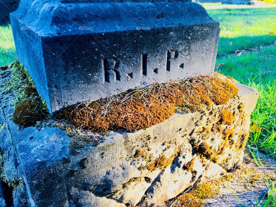 R.I.P. inscription, Mt Calvary Catholic Cemetery, Portland, OR