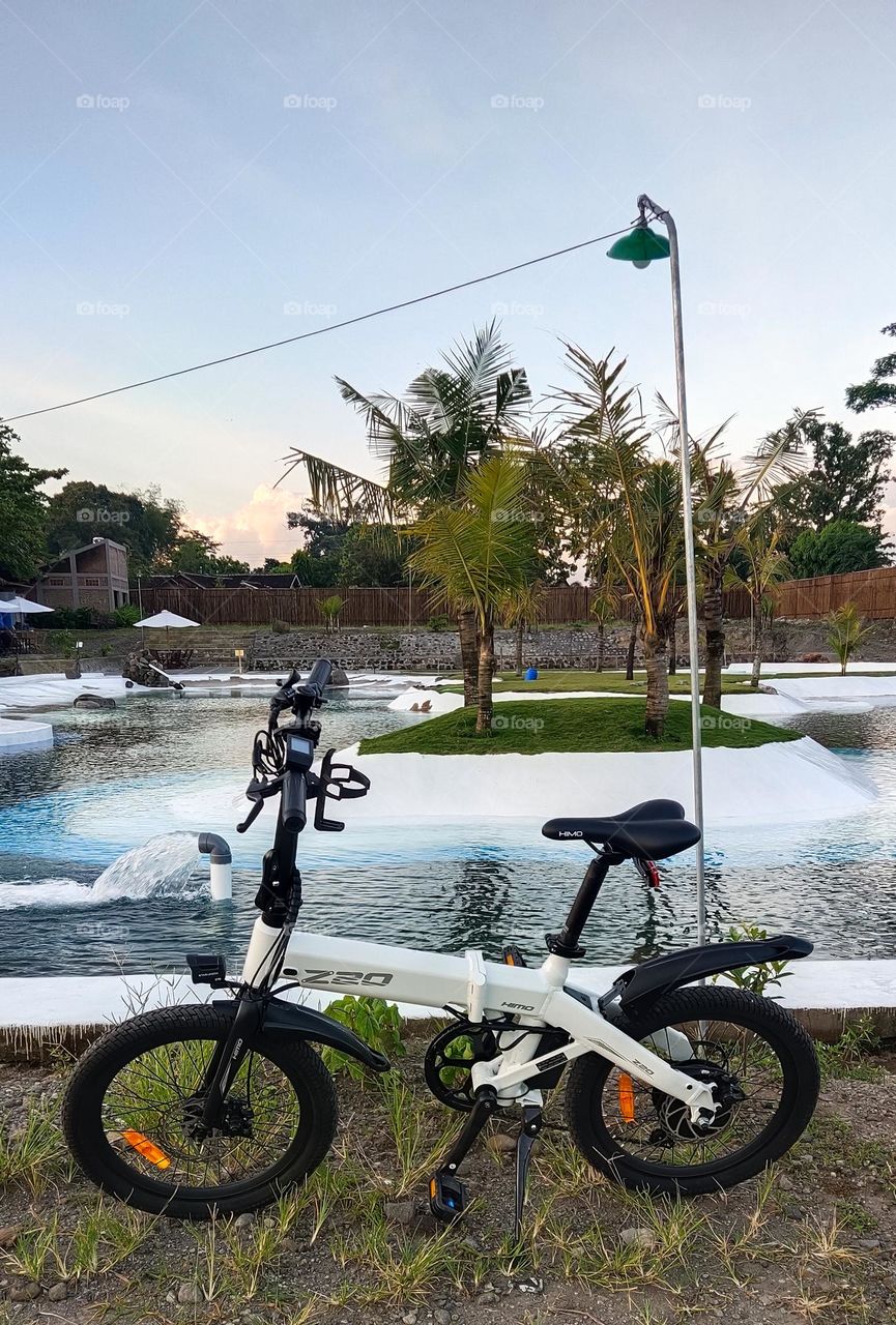 Technological advances encourage the creation of electric bicycles