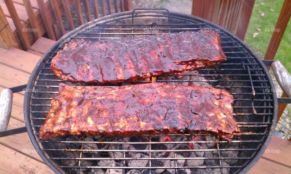 Grilling ribs. Grilling ribs 