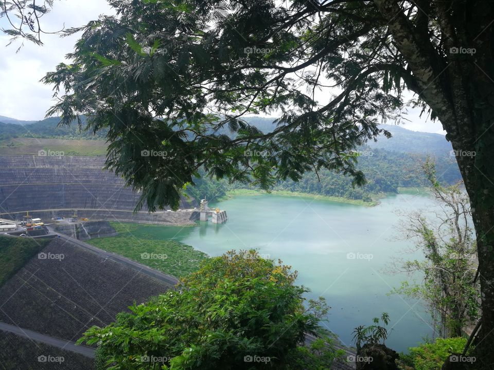 Represa Hidroeléctrica Costa Rica
