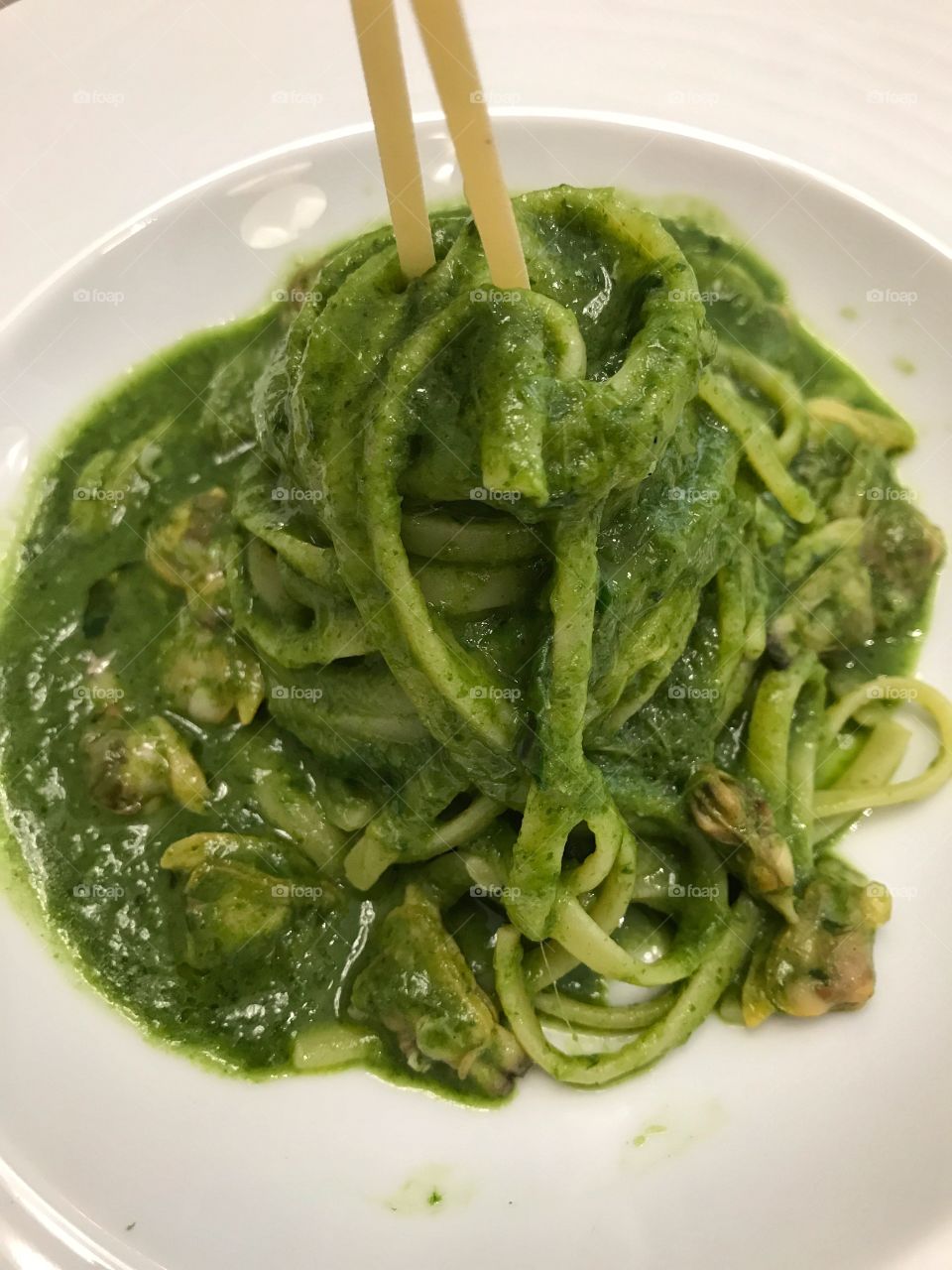 Linguine with clams and basil sauce at the restaurant