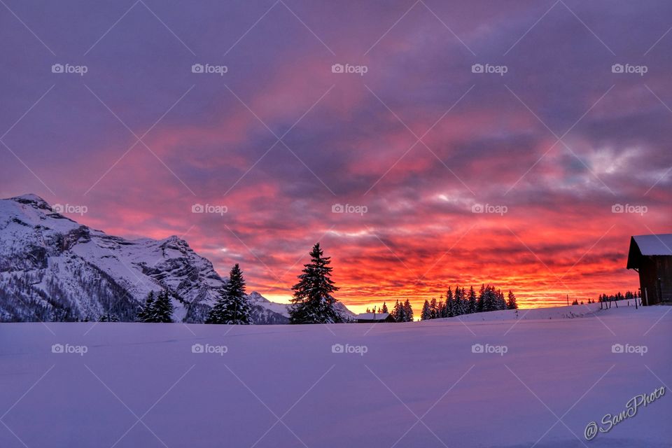 Sunset in the snow