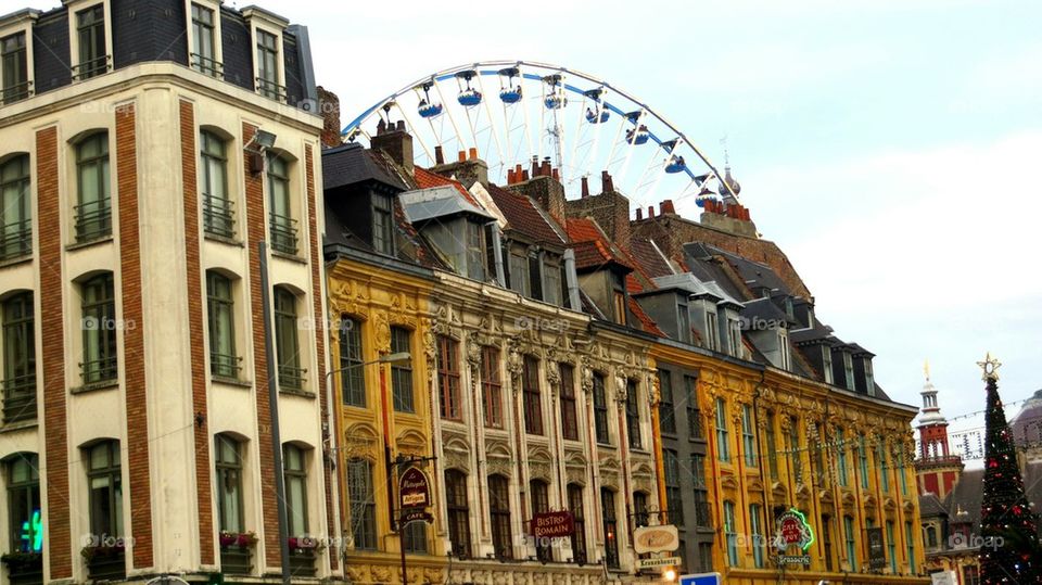 facades and big wheel