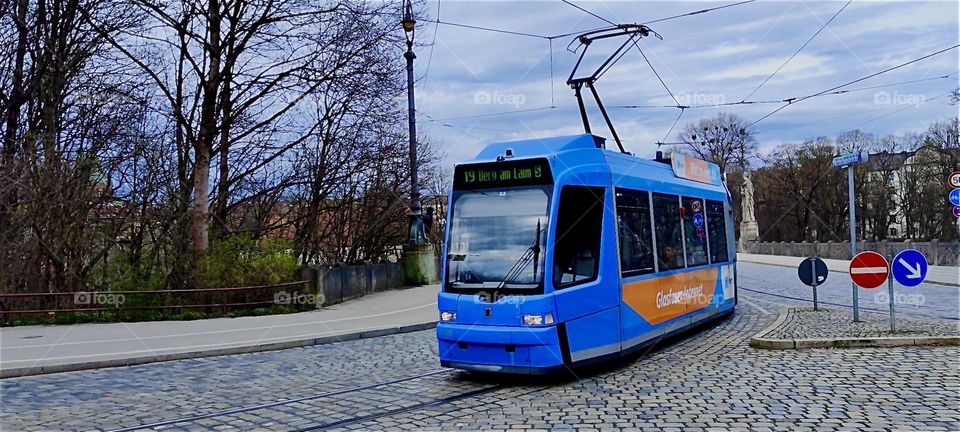The “Tram” is a means of public transportation that is for the most part these days from a bygone age. But it is still alive and well here in “Munich”, the capitol of “Bavaria”. 2024. Hypnotic Productions