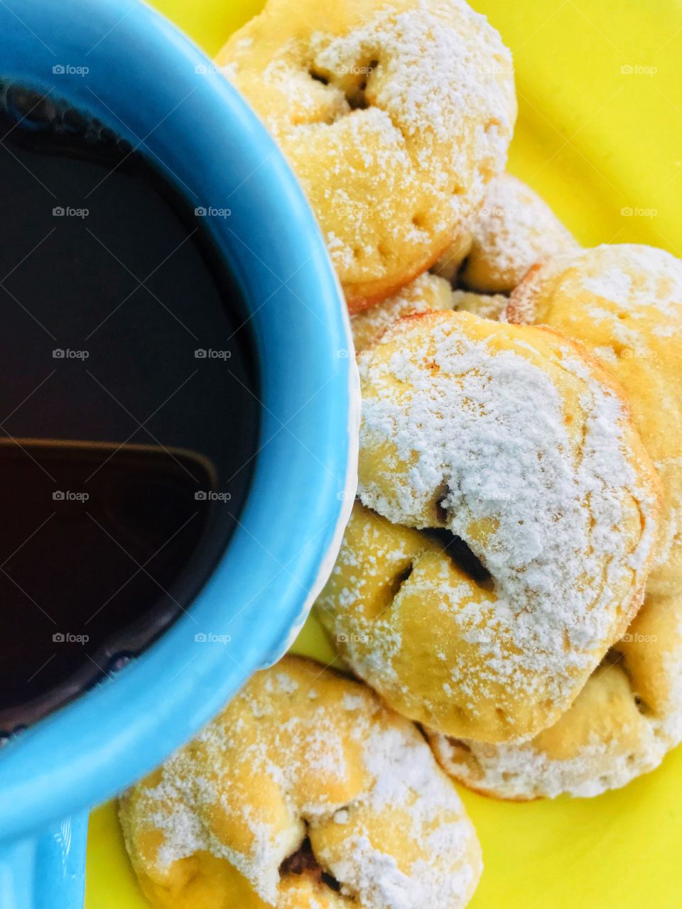 blue tea cup