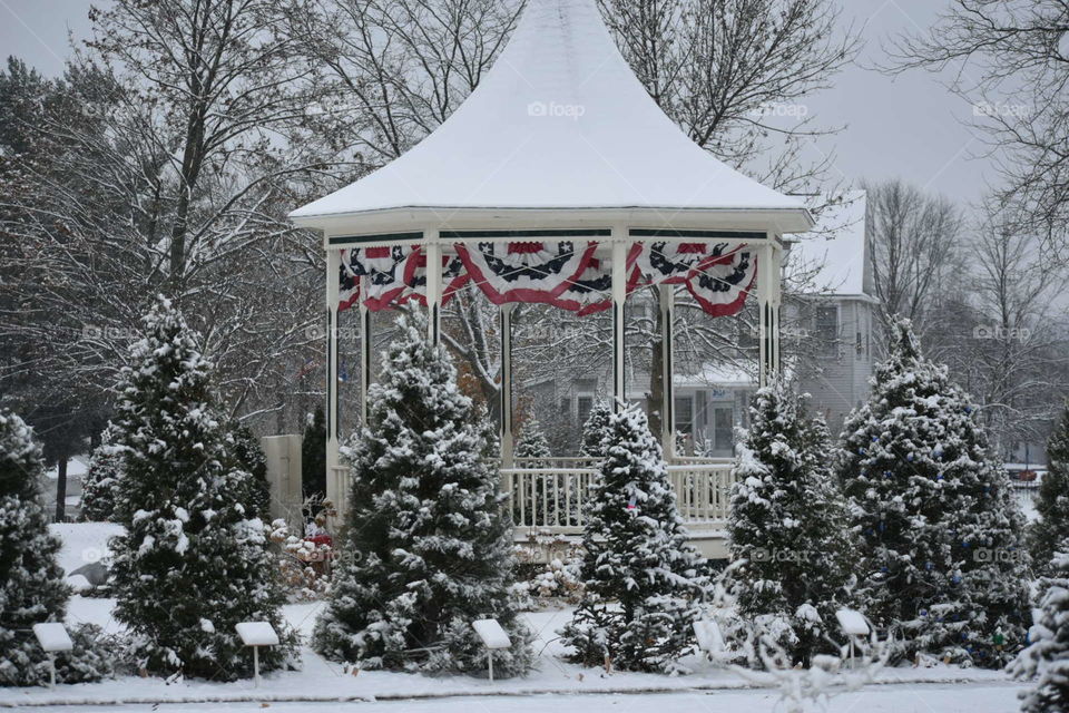 Gazebo snow