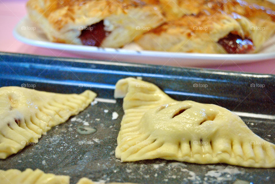 Preparing a stuffed pastry