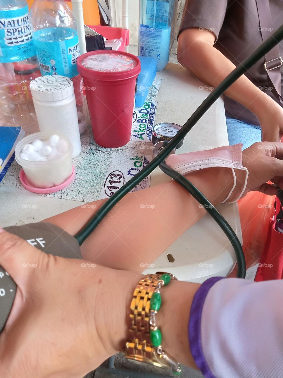 #MONITORING MY BLOOD PRESSURE,, PRESS & PRESS,, THANK🙏 GOD IT IS 120/80