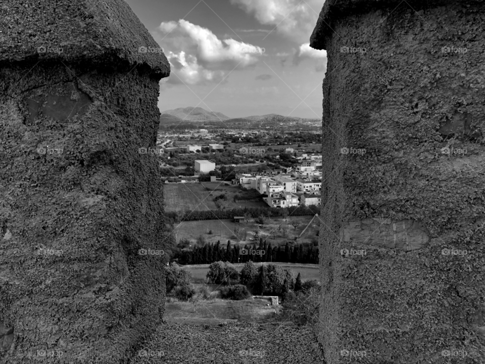 Through the castle walls 