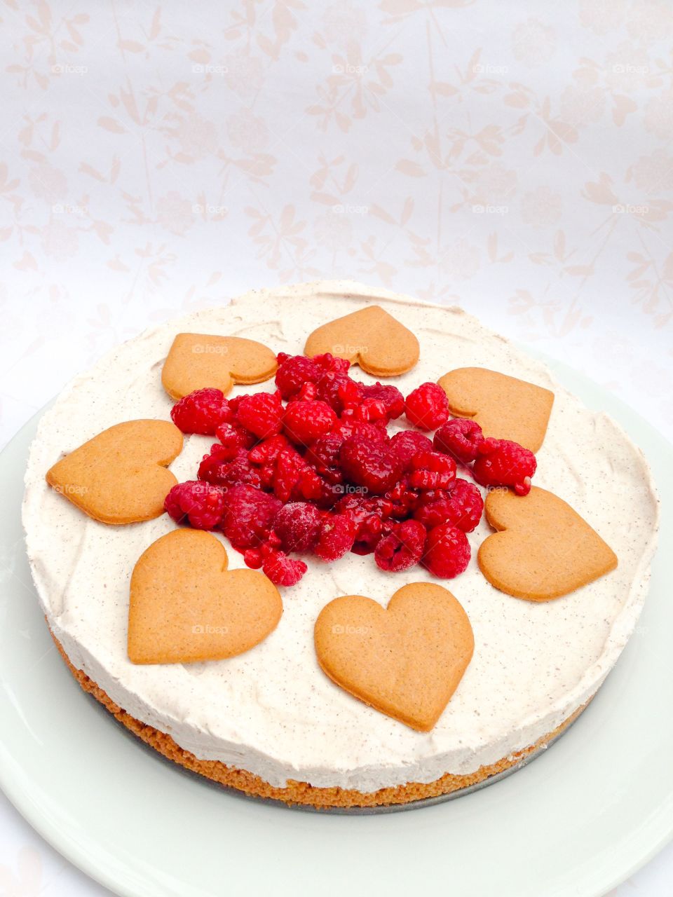 vegan gingerbread cheesecake