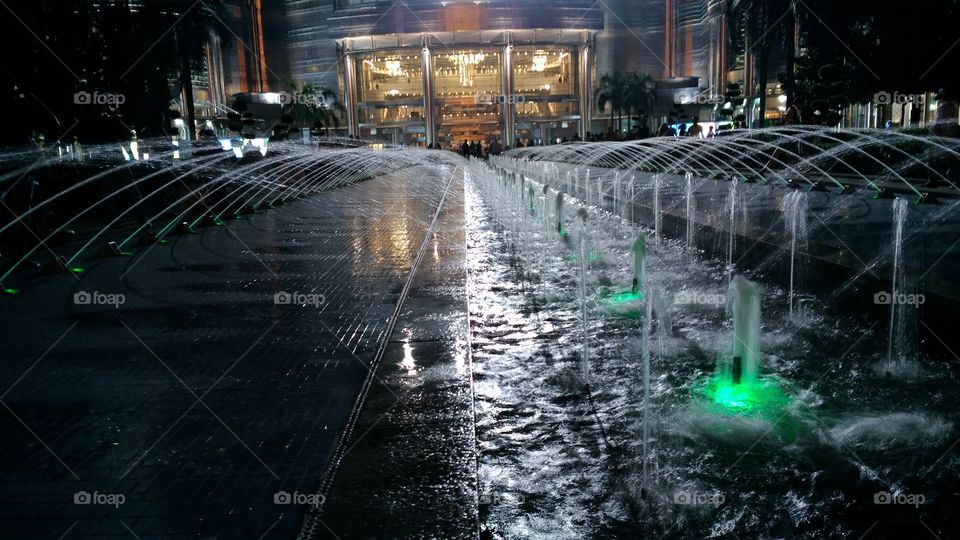 dancing water outside the mall.
