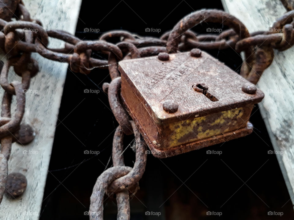 old lock and chain
on old home