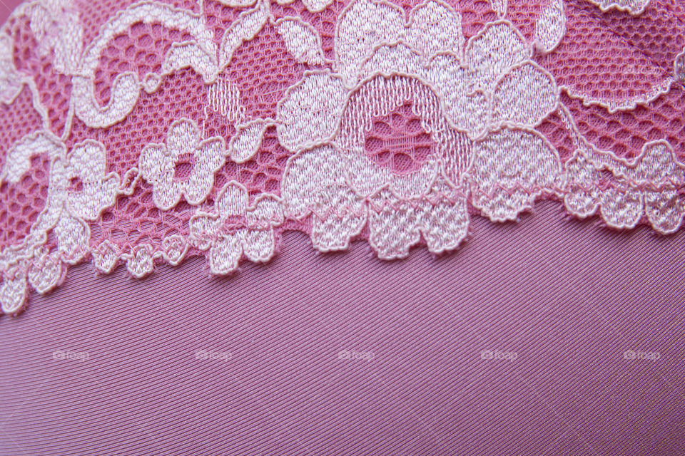 Pink fabric with lace - rosa tyg med spets