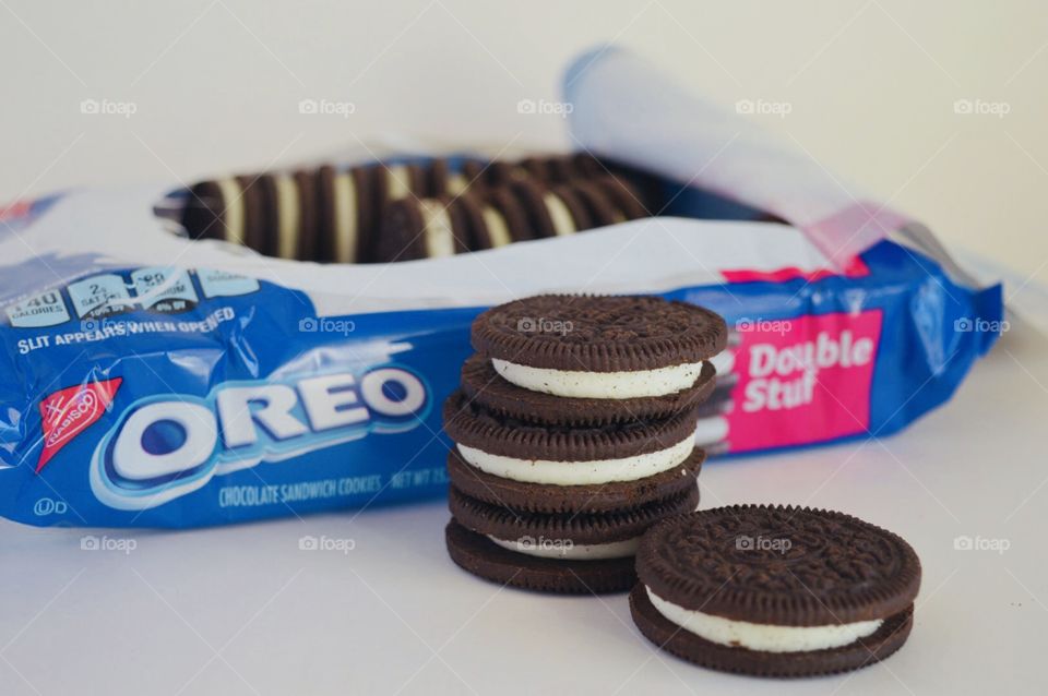 Double stuff Oreo cookies that in front of an open package