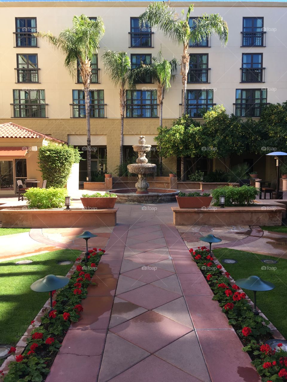 Mission palms resort courtyard