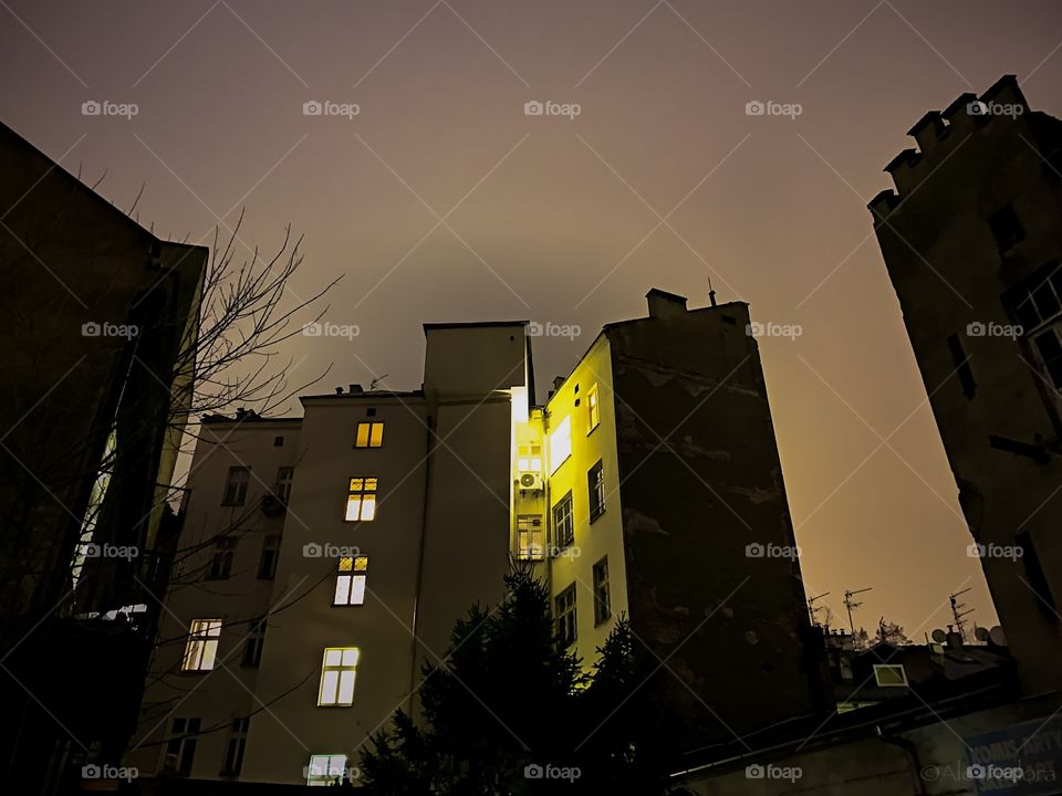 Night sky in the city 