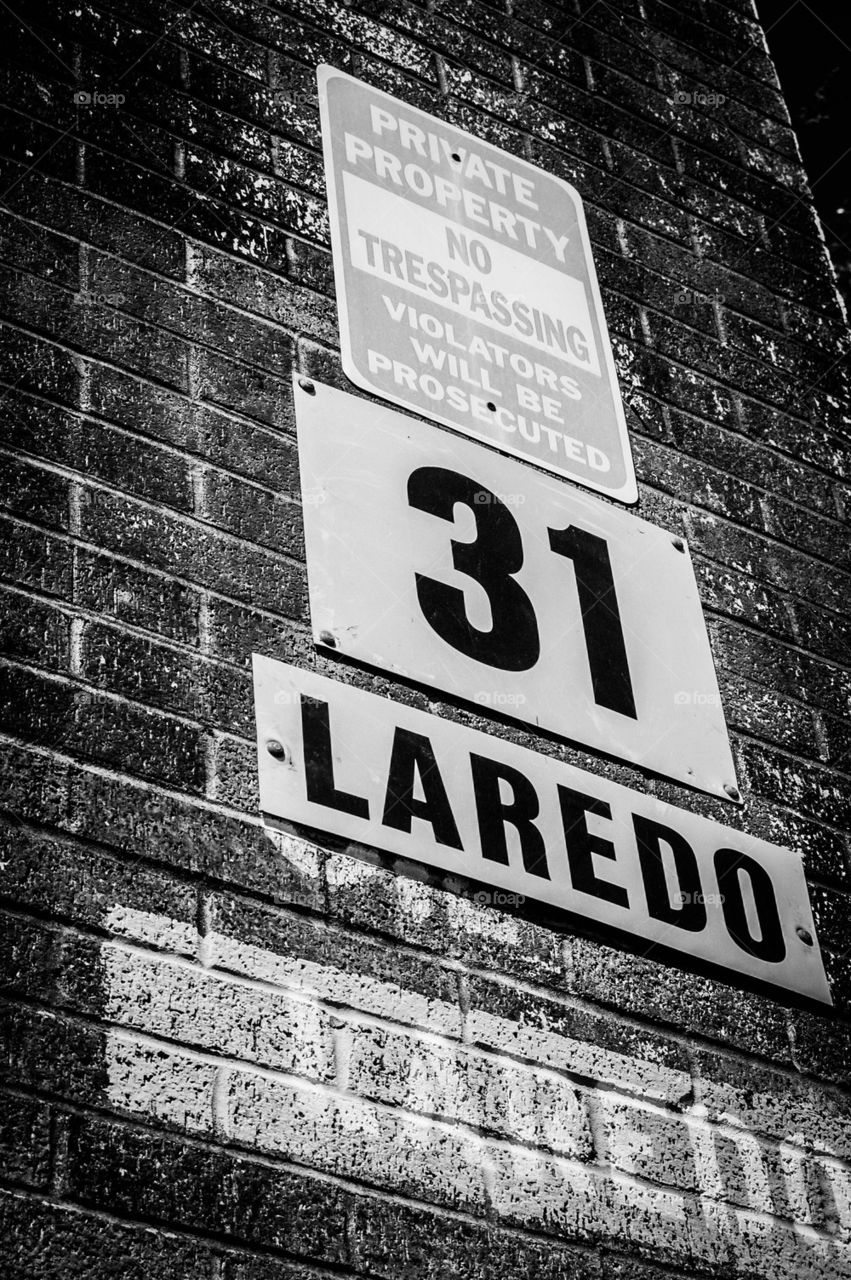 31 Laredo