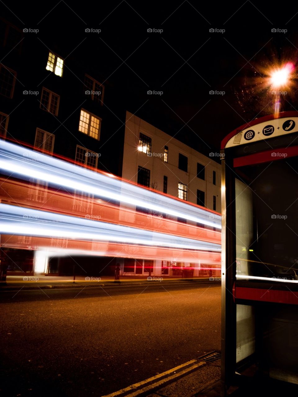 London's bus in motion 