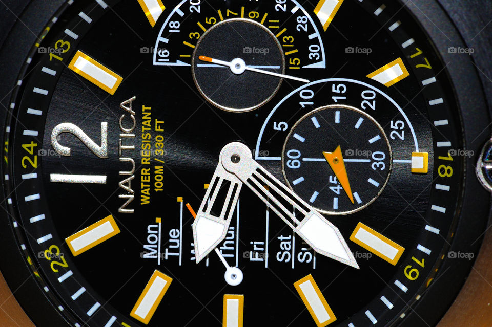 macro nikon shot watch by delvec