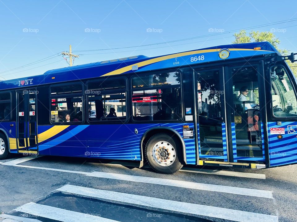 New York buses are an easy to use and comfortable way to get around in the city or the outer boroughs. 