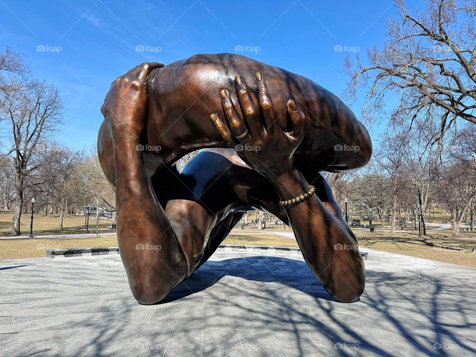 Embrace statue in Boston 