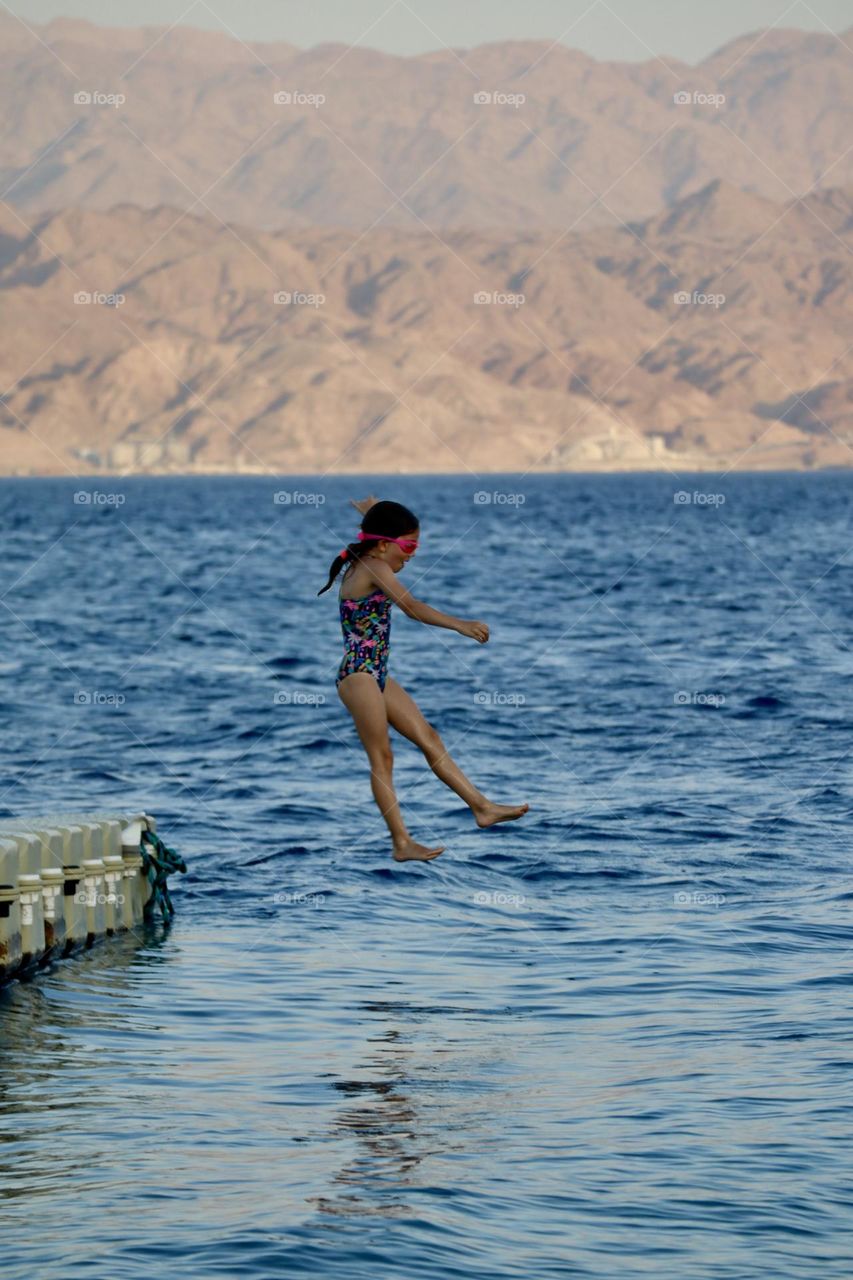 Stunts from the jetty 