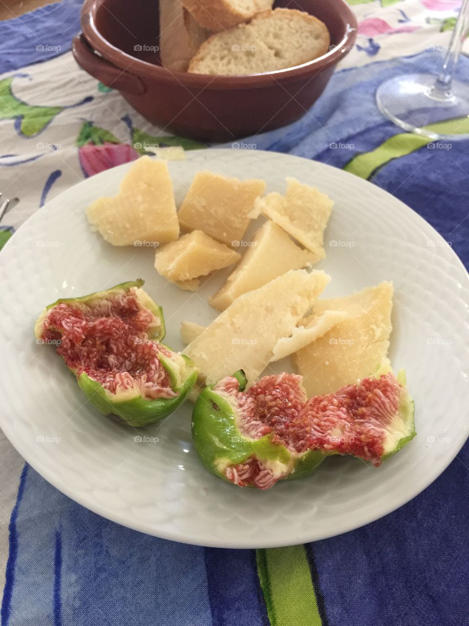 Figs, Grana Padano & Bread