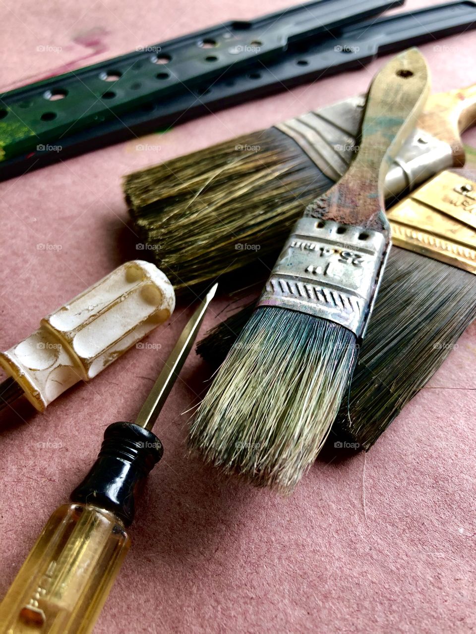 Paintbrushes and other supplies 