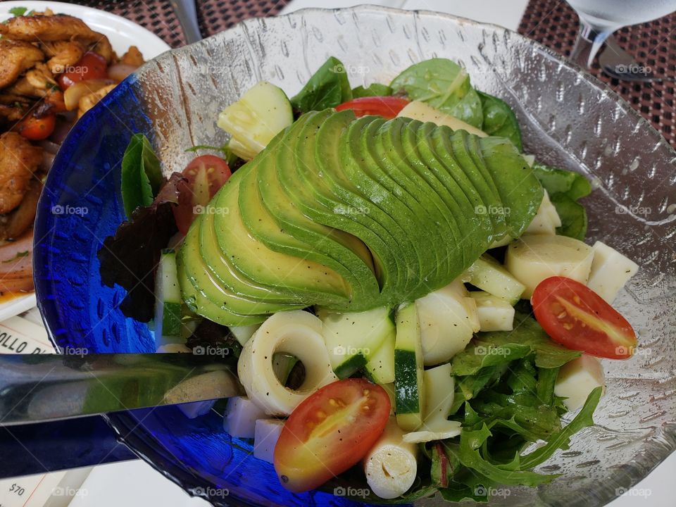 Avocado salad