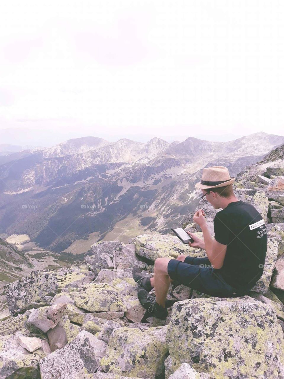 Reading to the mountains