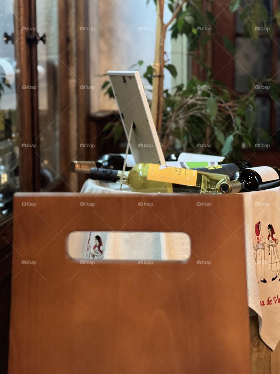 Chair and tablecloth 