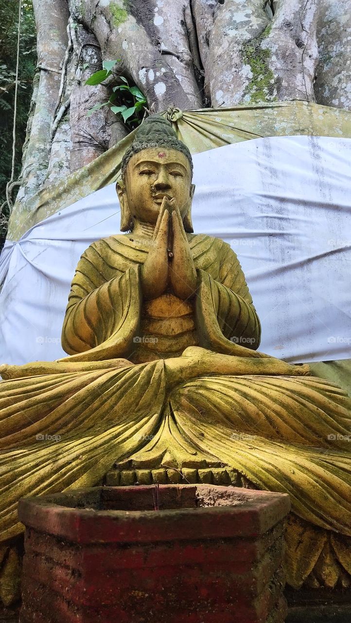 patung Budha