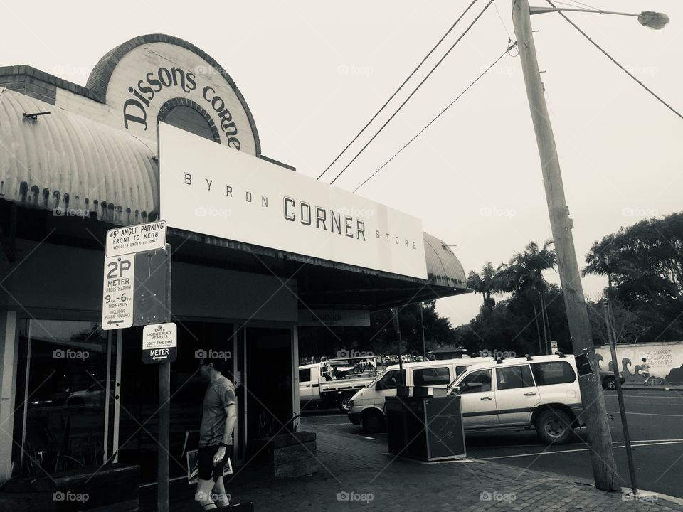 Byron CORNER Store