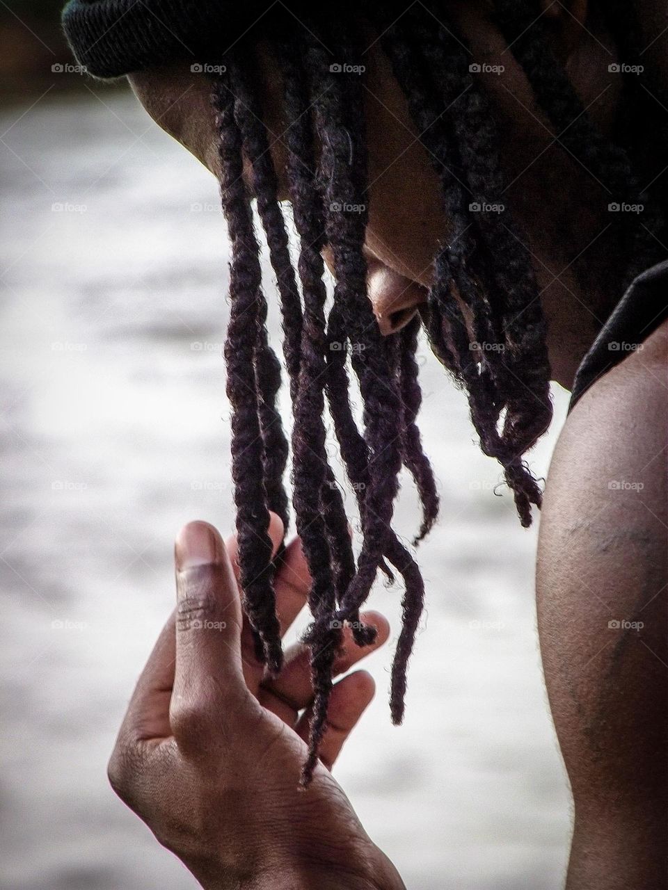 black man with good dreadlocks