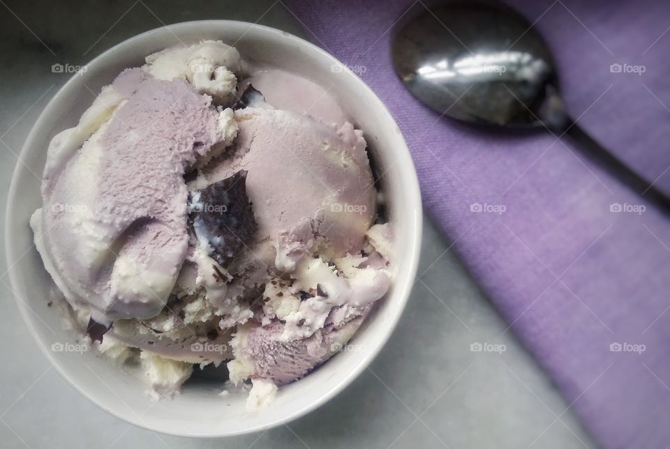 Blackberry Vanilla Swirl with Chocolate