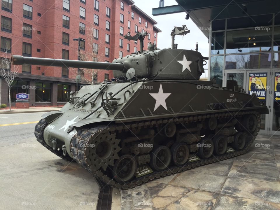 A still operating Sherman tank 