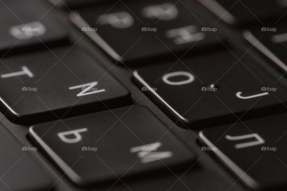 apple macbook keyboard black and white