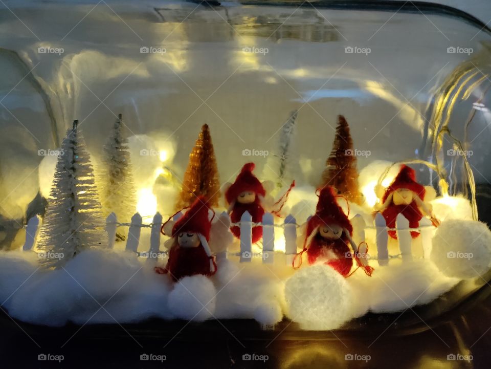 christmas decoration in a glassbowl