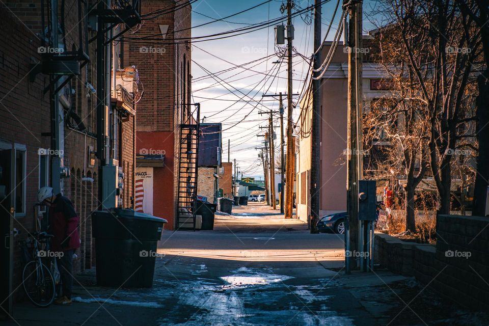 Filling the alleyway of life.