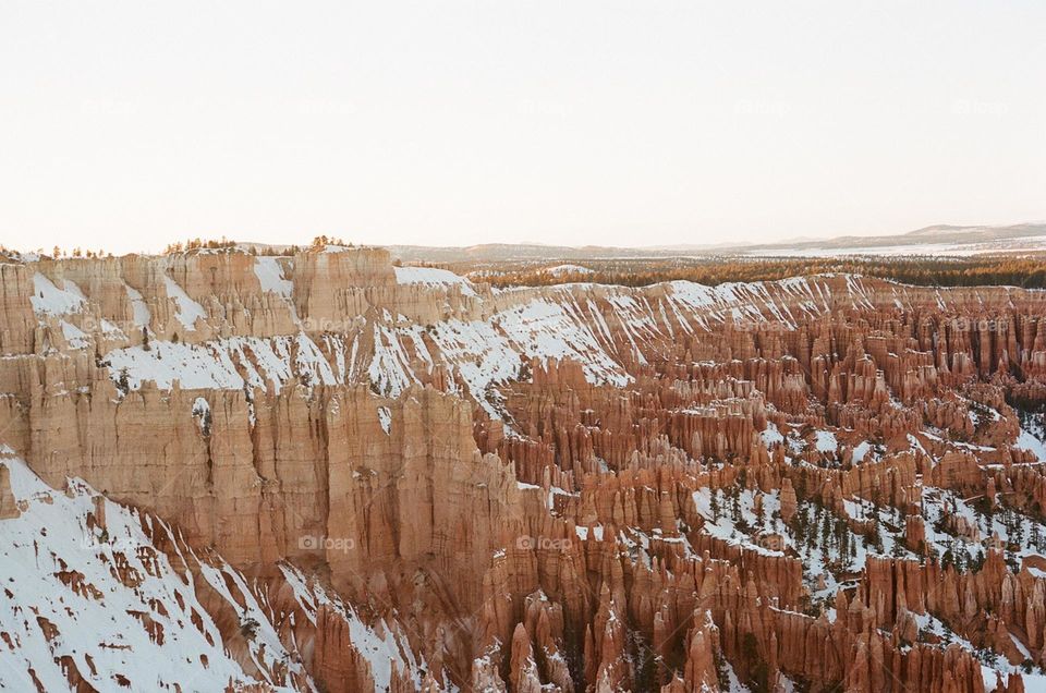 bryce canyon in the winter