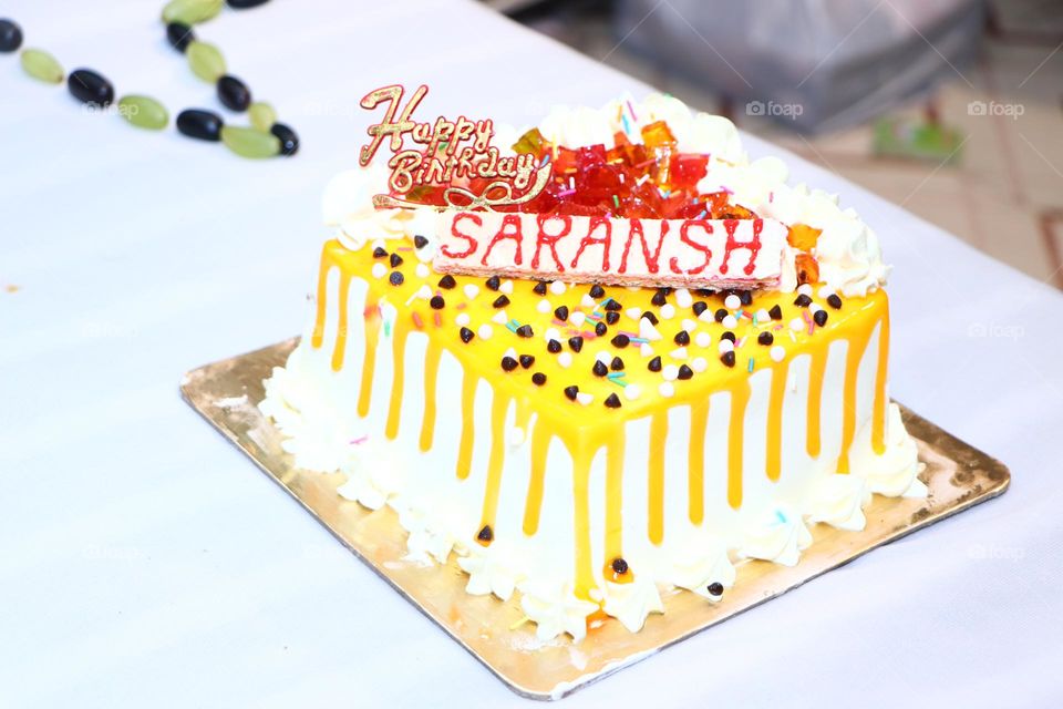 happy birthday cake of Saransh:best cake decorations