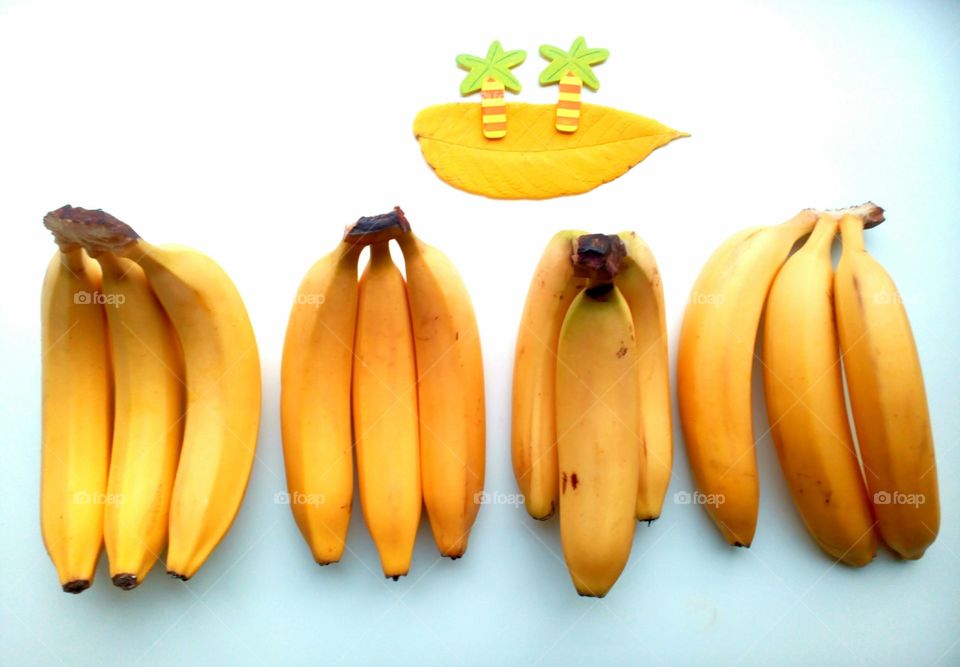 yellow bananas