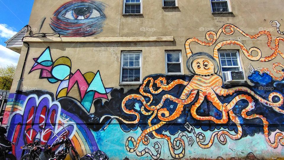 street art with octopus