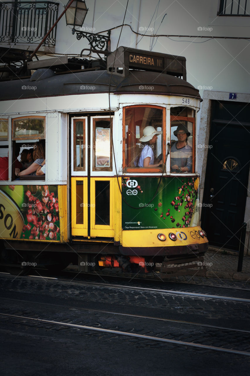 street green people yellow by jmiguel