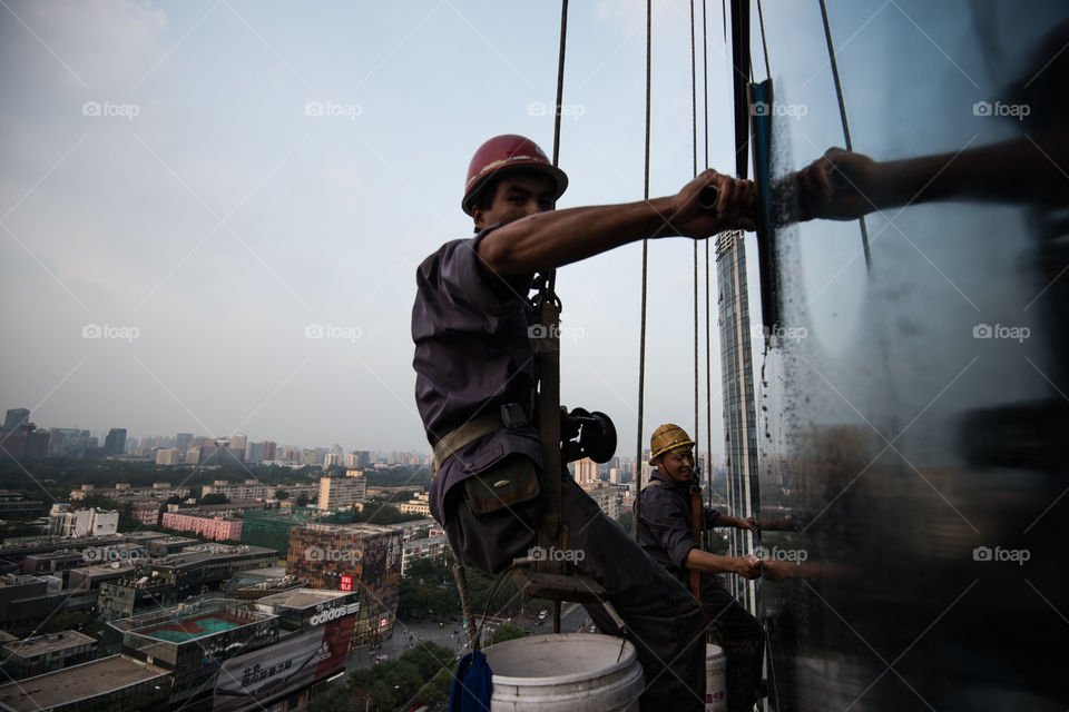 china, Beijing, window cleaners, dangerous work, skyscraper