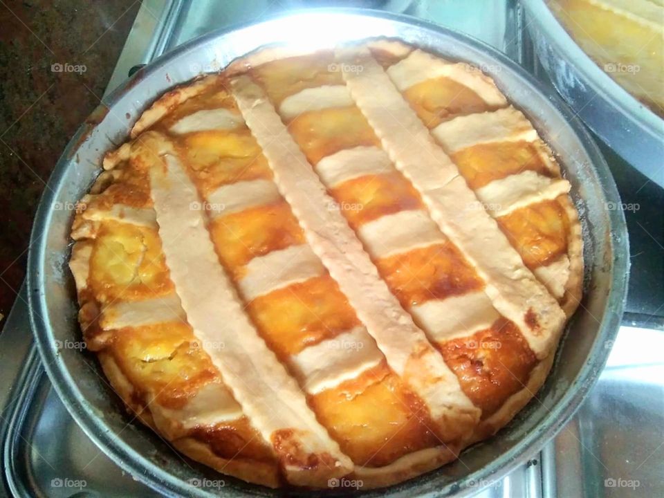 A homemade pastiera in the pie tin