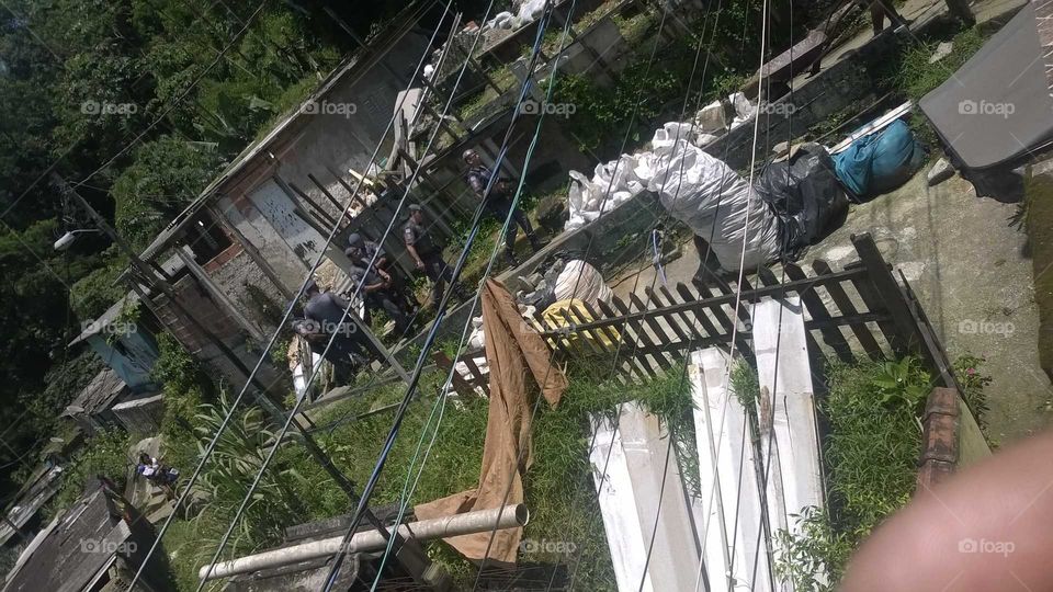 operação policial na favela