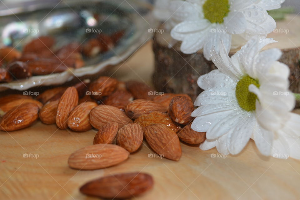 almond nut