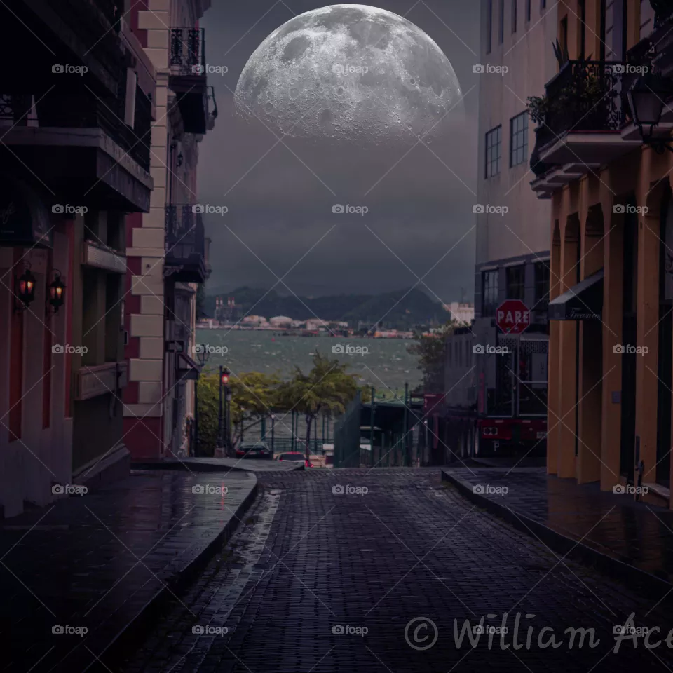 Night walk around Old San Juan🇵🇷